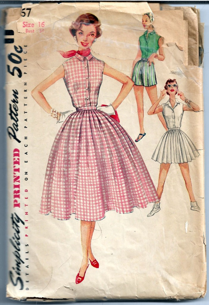 Simplicity 1167 Ladies Pleated Skirt Shorts Vintage Sewing Pattern 1950s - VintageStitching - Vintage Sewing Patterns