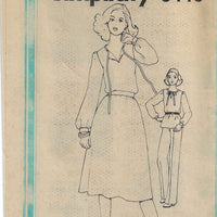 Simplicity 8440 Ladies Pullover Top Pants Skirt Vintage Sewing Pattern 1970s No Envelope