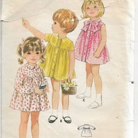 Butterick 4050 Toddlers' Smock Dress Vintage Sewing Pattern 1960s - VintageStitching - Vintage Sewing Patterns