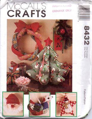 McCall's 8432 Christmas Crafts Decorations Vintage 1990's Sewing Patte
