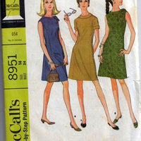 McCalls 8951  Ladies Above Knee Dress Vintage Sewing Pattern 1960s - VintageStitching - Vintage Sewing Patterns