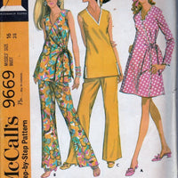 McCalls 9669 Vintage 1960's Sewing Pattern Ladies Wrap Robe Two Piece Pajamas - VintageStitching - Vintage Sewing Patterns