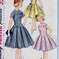 Simplicity 1496 Young Girls Pleated Dress with Detachable Collar Vintage 1950's Sewing Pattern - VintageStitching - Vintage Sewing Patterns
