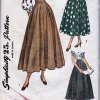 Simplicity 2359 Vintage 1940's Sewing Pattern Ladies Circle Skirt - VintageStitching - Vintage Sewing Patterns