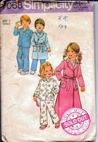 
              Simplicity 7068 Girls Boys Toddler Robe Pajamas Vintage Sewing Pattern - VintageStitching - Vintage Sewing Patterns
            