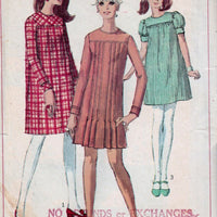 Simplicity 7252 Ladies Regular Mini Dress Vintage Sewing Pattern 1960's - VintageStitching - Vintage Sewing Patterns