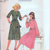 Simplicity 7926 Ladies Junior One-Piece Dress Vintage 1970's Sewing Pattern Contemporary Fashion - VintageStitching - Vintage Sewing Patterns