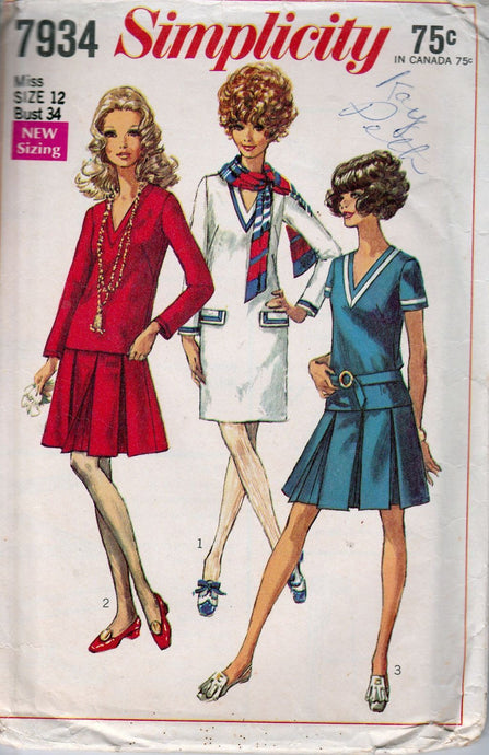 Simplicity 7934 Ladies Pleated Dress Top Skirt Vintage 1960's Sewing Pattern - VintageStitching - Vintage Sewing Patterns