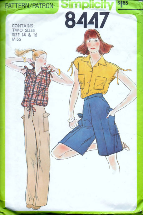 Simplicity 8447 Ladies Top Pants Shorts Vintage 1970's Sewing Pattern - VintageStitching - Vintage Sewing Patterns