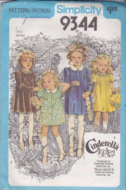 Simplicity 9344 Girls Dress Vintage Sewing Pattern 1970's - VintageStitching - Vintage Sewing Patterns