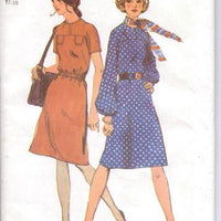 Simplicity 9656 Ladies Dress Vintage 1970's Sewing Pattern Uncut - VintageStitching - Vintage Sewing Patterns