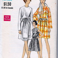 Vogue 7785 Ladies One-Piece Blouson Dress With Sash Vintage Sewing Pattern 1970's - VintageStitching - Vintage Sewing Patterns