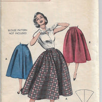 Butterick 6889 Vintage Sewing Pattern 1950s Ladies Gathered Skirt - VintageStitching - Vintage Sewing Patterns