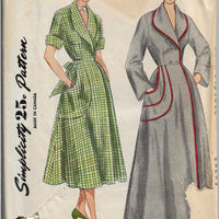 Simplicity 3368 Ladies Housecoat Robe Vintage Sewing Pattern 1950s - VintageStitching - Vintage Sewing Patterns