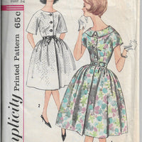 Simplicity 3829 Ladies Full Skirt Dress Vintage Sewing Pattern 1960's - VintageStitching - Vintage Sewing Patterns