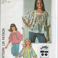 Simplicity 7831 Girls Pullover Top Jiffy Vintage Sewing Pattern 1970s - VintageStitching - Vintage Sewing Patterns