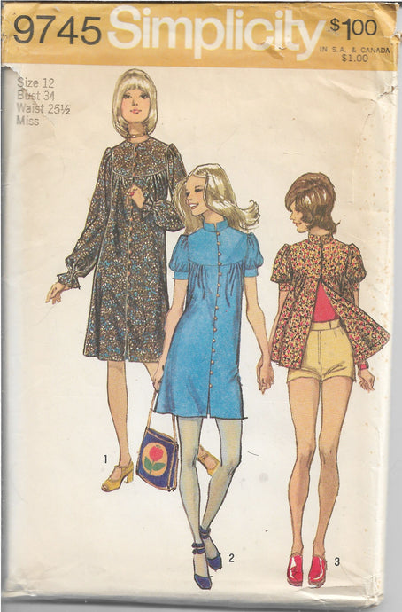 Simplicity 9745 Ladies Dress Shorts Vintage Sewing Pattern 1970s - VintageStitching - Vintage Sewing Patterns