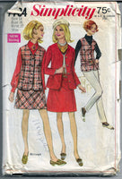 
              mini skirt simplicity 7794 vintage pattern
            