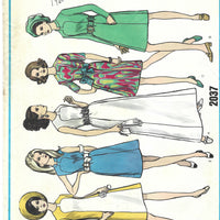Vogue Basic Design 2037 Ladies A-Line Dress Gown Vintage Pattern 1960s